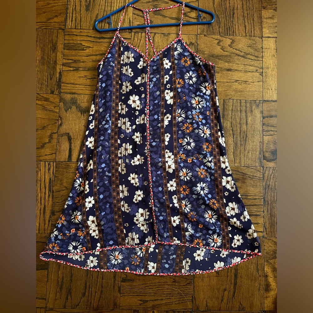 Cute sleeveless dress